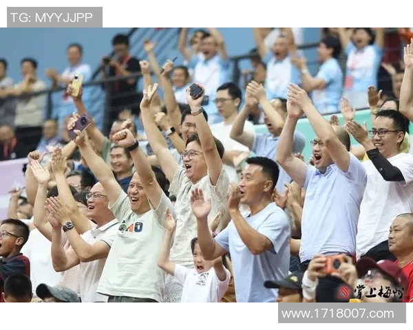 高清足球明星群像展现足坛风采与激情的完美瞬间